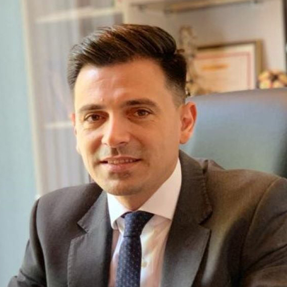Marius Băzăvan 